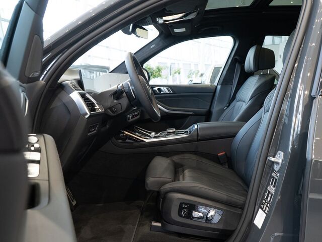 BMW X7 2024