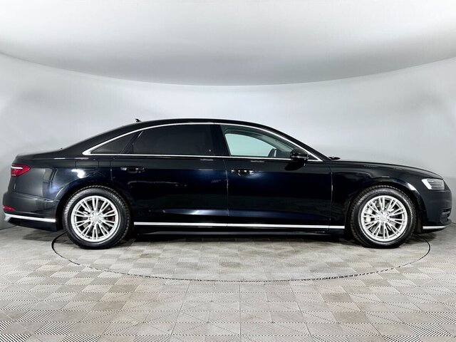 Audi A8 2019
