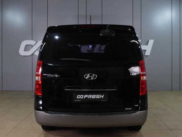 Hyundai Grand Starex 2018