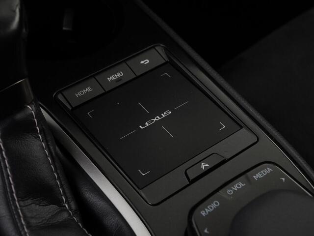 Lexus UX 2019