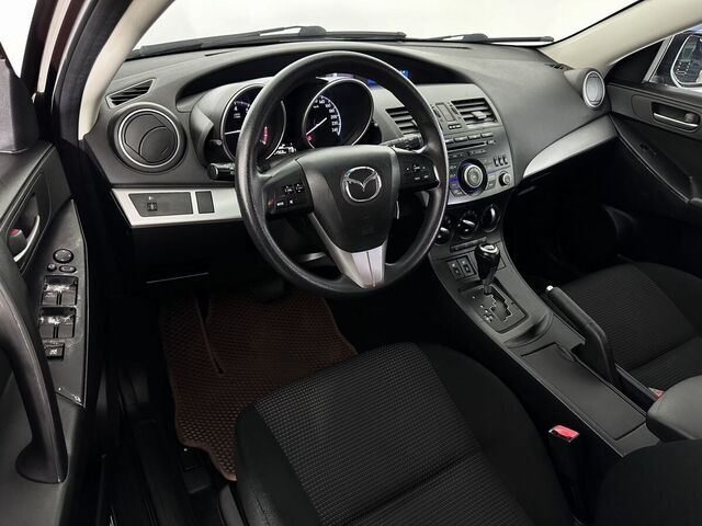 Mazda 3 2013
