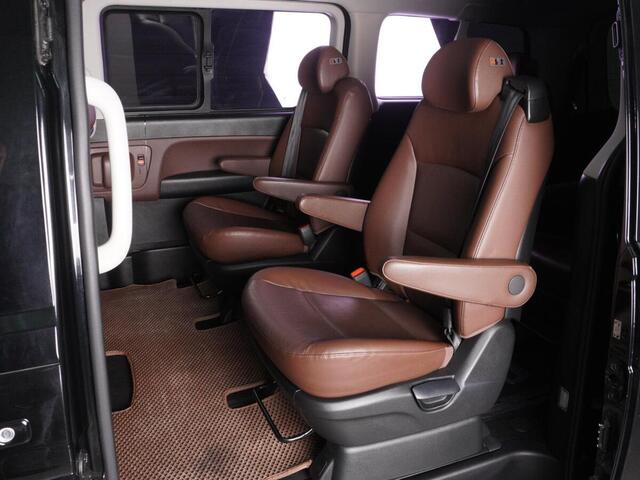 Hyundai Grand Starex 2018