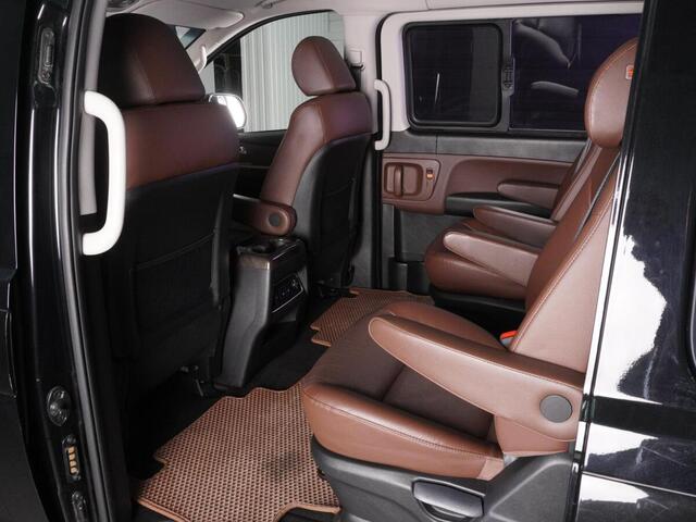 Hyundai Grand Starex 2018
