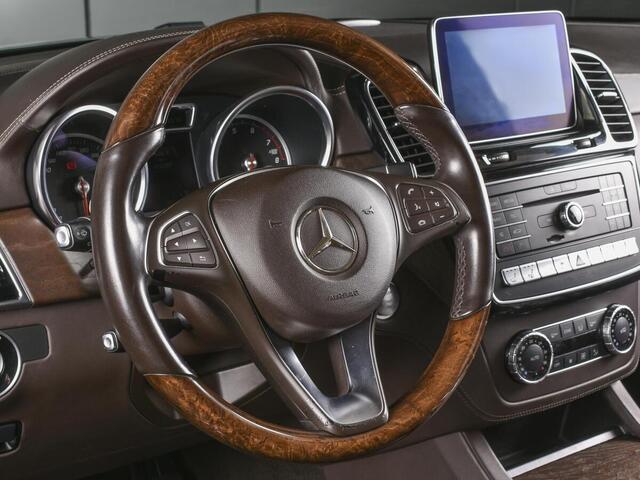 Mercedes-Benz GLE 2015