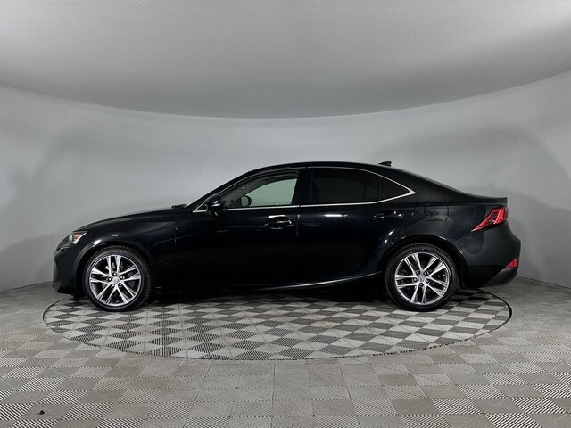 Lexus IS 2018