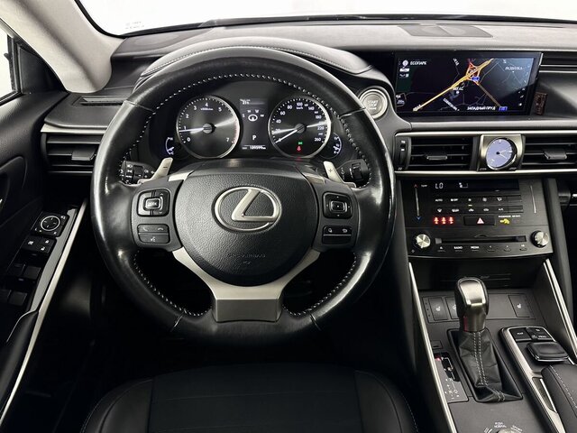 Lexus IS 2018