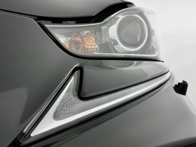 Lexus IS 2018