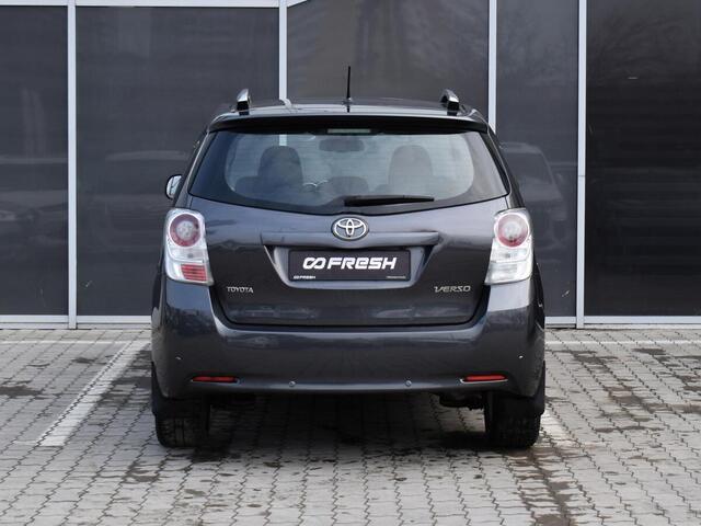 Toyota Verso 2010