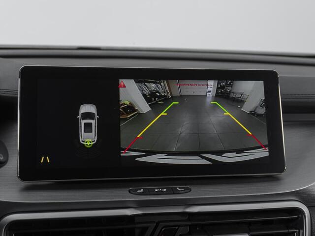 Geely Coolray 2023