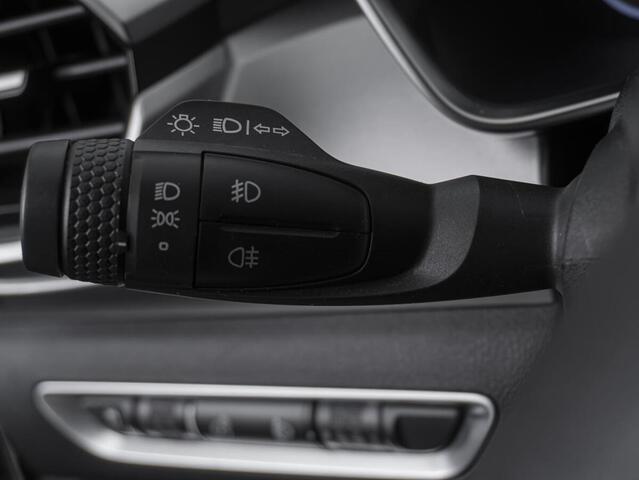 Geely Coolray 2023