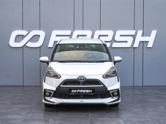 Toyota Sienta 2018
