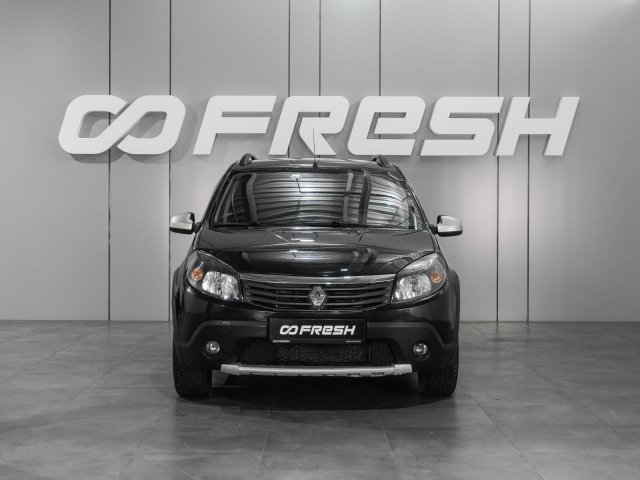 Renault Sandero 2011