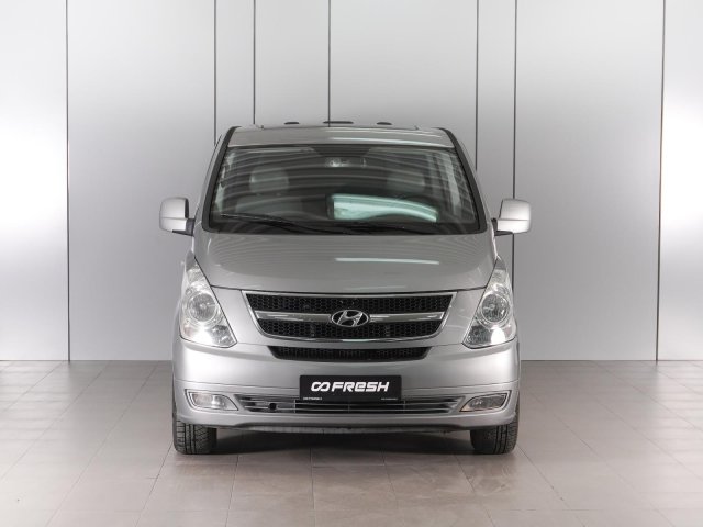 Hyundai Grand Starex 2012