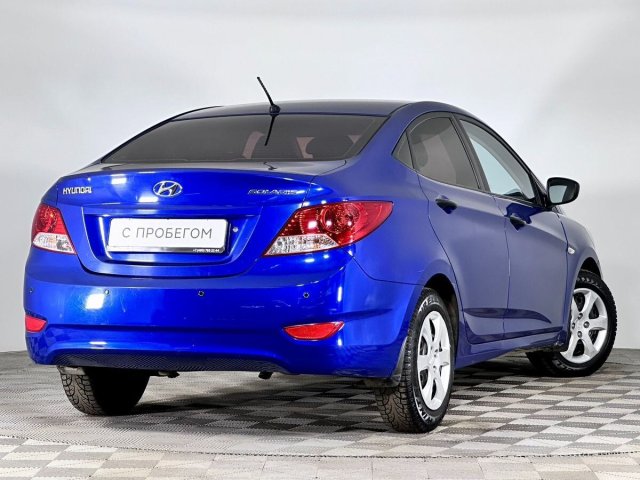 Hyundai Solaris 2013