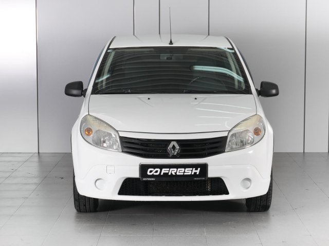 Renault Sandero 2010