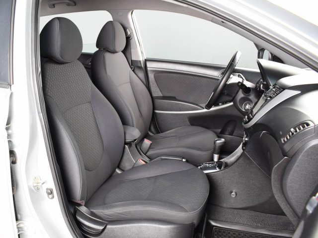 Hyundai Solaris 2012