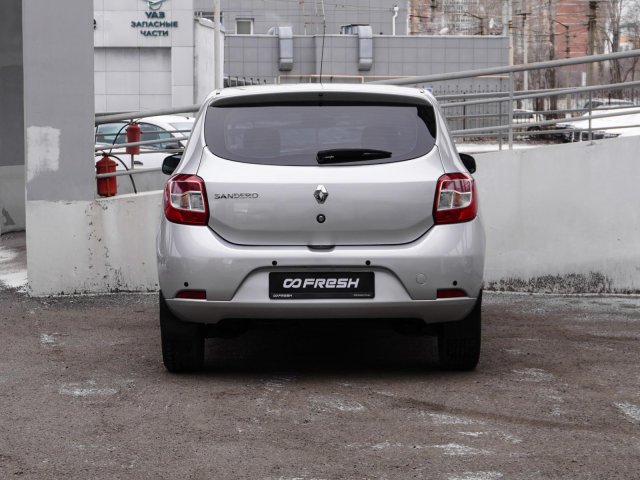 Renault Sandero 2015