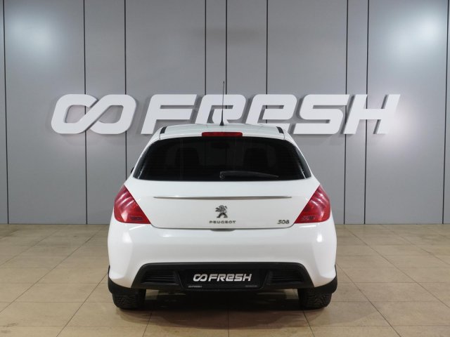 Peugeot 308 2011