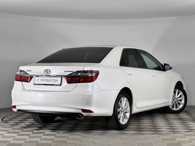 Toyota Camry 2016