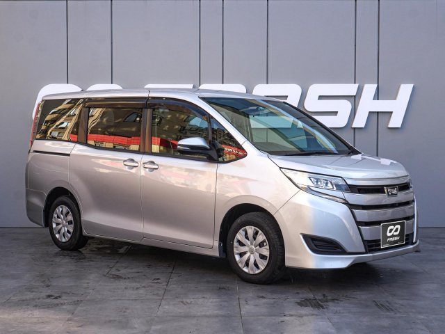 Toyota Noah 2018