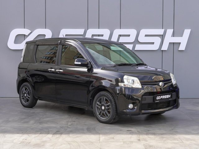Toyota Sienta 2014