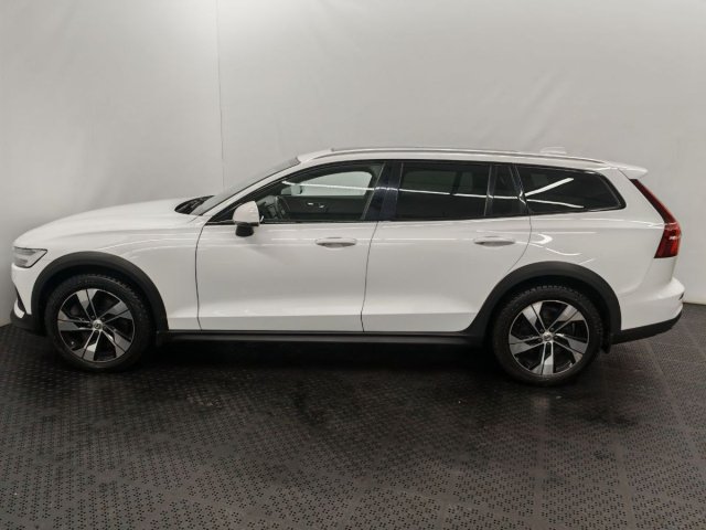 Volvo V60 Cross Country 2019