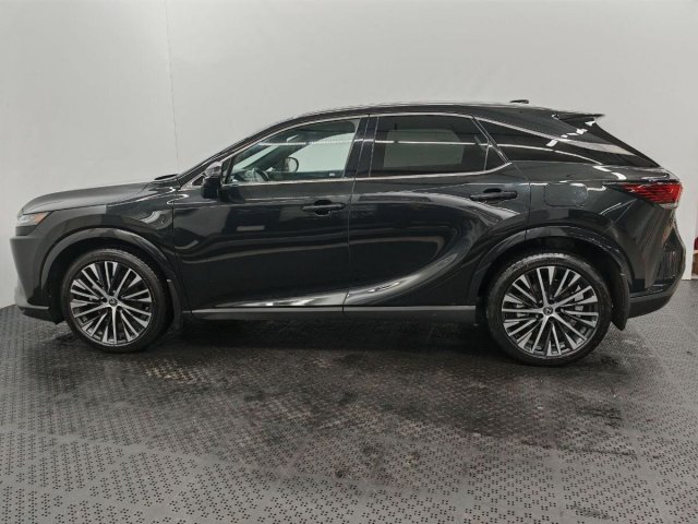 Lexus RX 2022