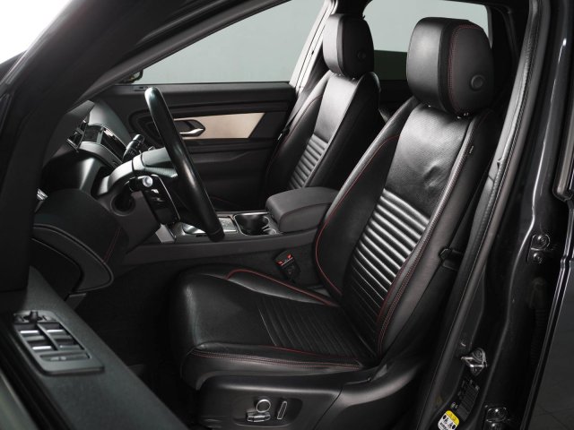 Land Rover Discovery Sport 2021