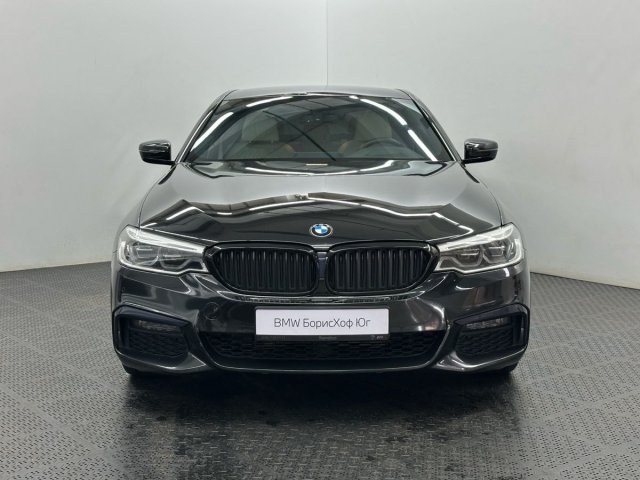 BMW 5 серии 2019
