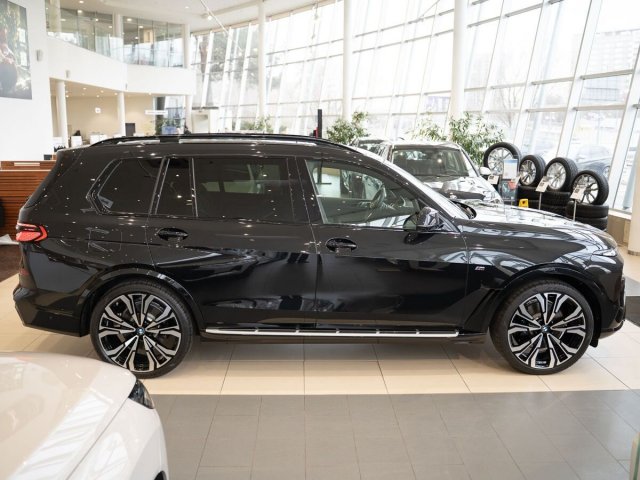 BMW X7 2024