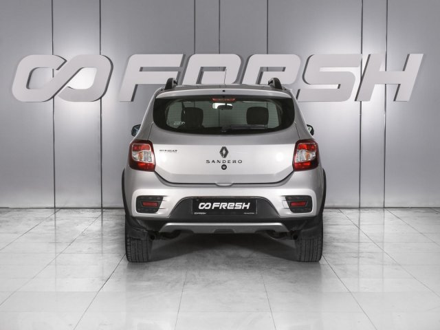 Renault Sandero 2015