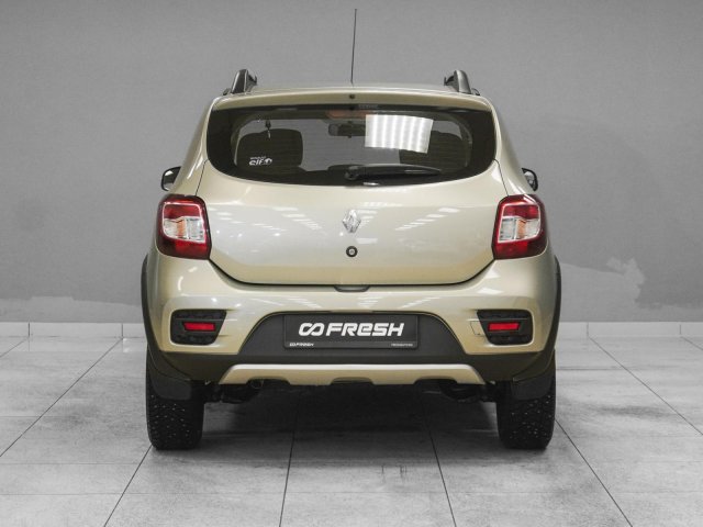 Renault Sandero 2015