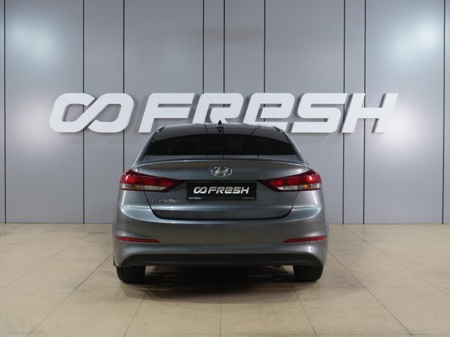 Hyundai Elantra 2018