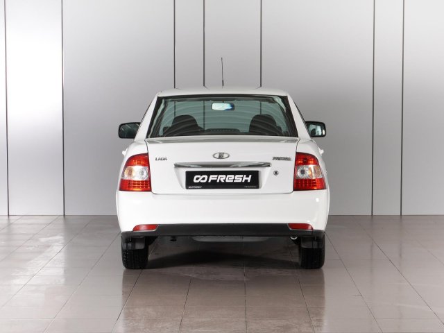 LADA (ВАЗ) Priora 2015