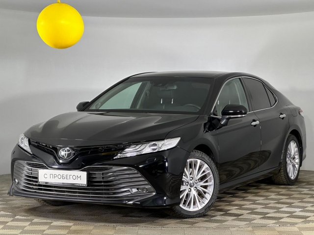 Toyota Camry 2019