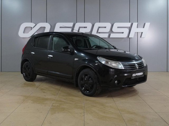 Renault Sandero 2010