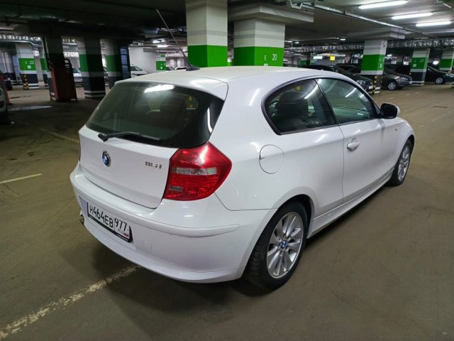 BMW 1 серии 2011