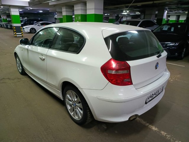BMW 1 серии 2011