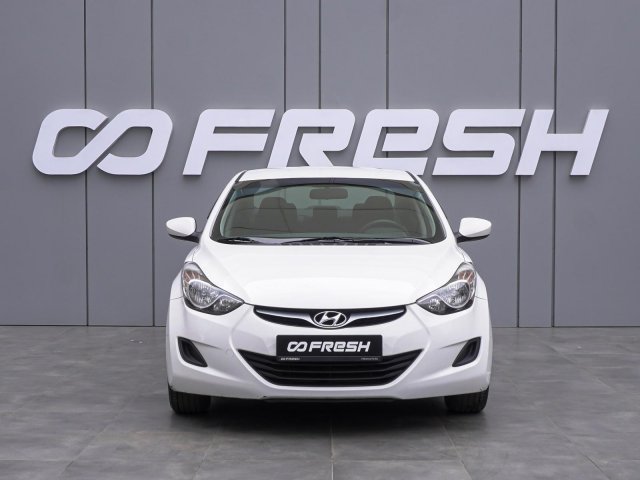 Hyundai Elantra 2012
