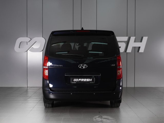 Hyundai Grand Starex 2020