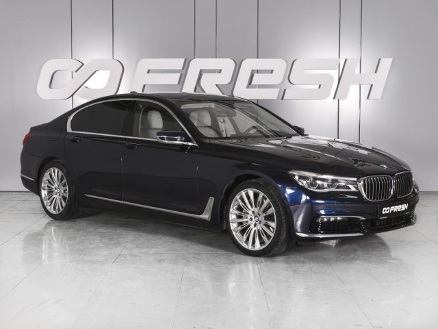 BMW 7 серии 2016