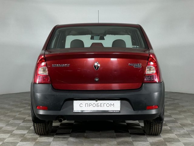 Renault Logan 2013