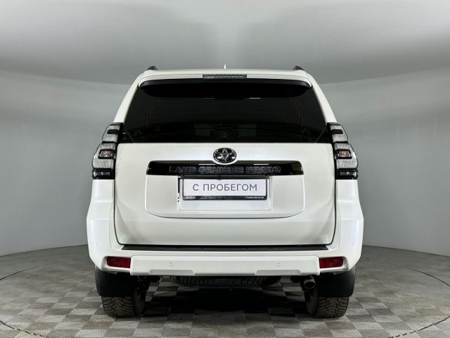 Toyota Land Cruiser Prado 2021