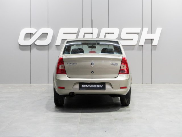 Renault Logan 2012