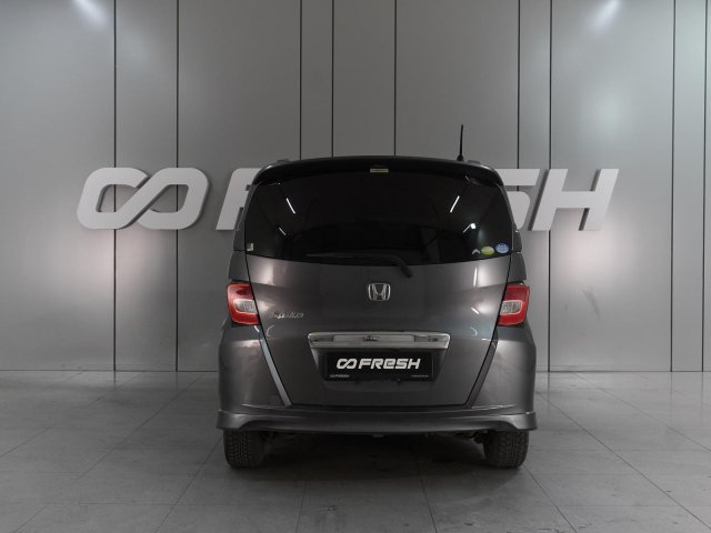 Honda Freed 2010