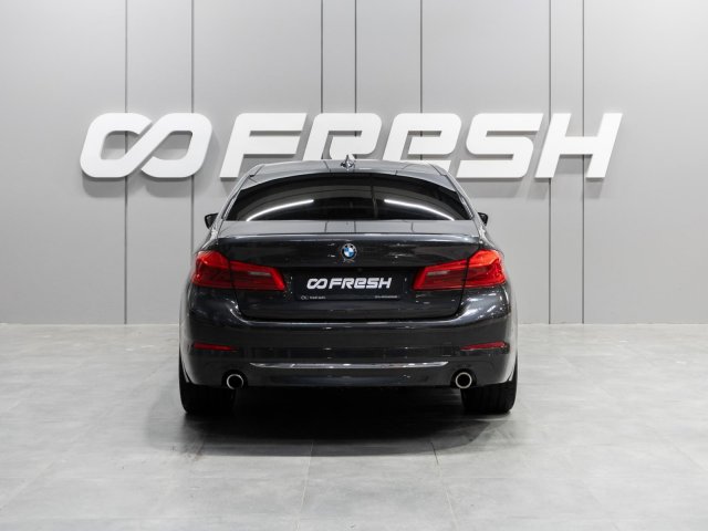 BMW 5 серии 2019