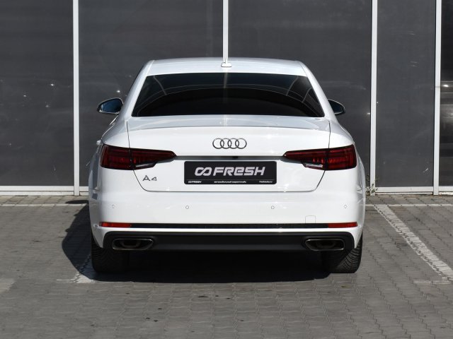 Audi A4 2019