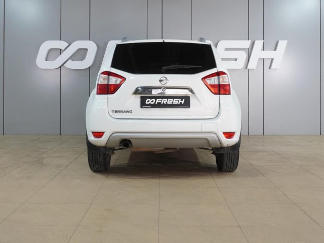 Nissan Terrano 2014
