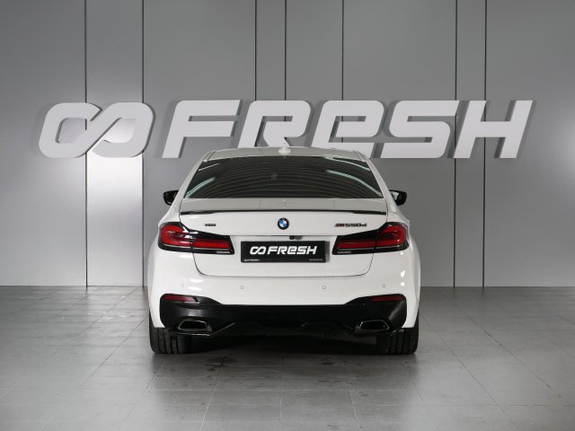 BMW 5 серии 2019