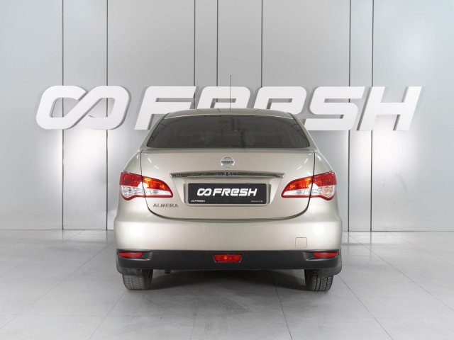 Nissan Almera 2015